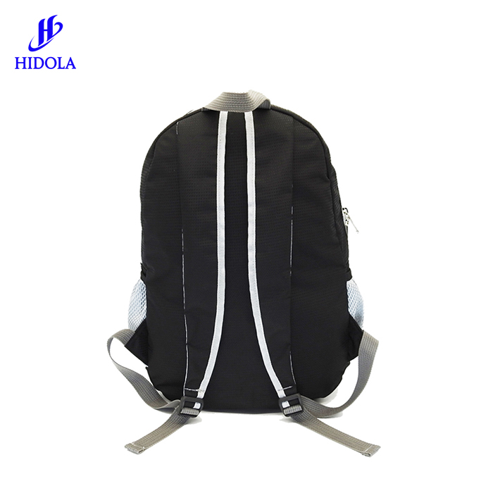 sản-xuất-balo-xếp-gọn-theo-yêu-cầu