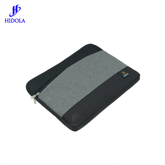 tui-chong-soc-cho-laptop