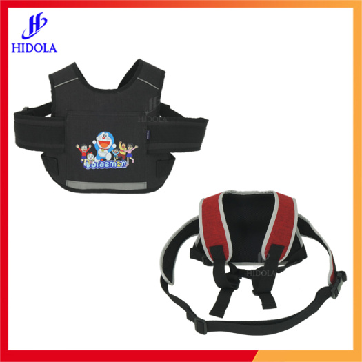 đai-bé-ngồi-xe-máy